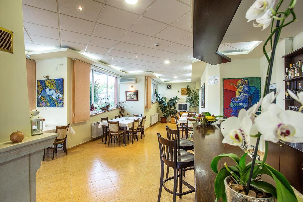 Family Hotel Saint Konstantin Glavatartsi Exterior foto