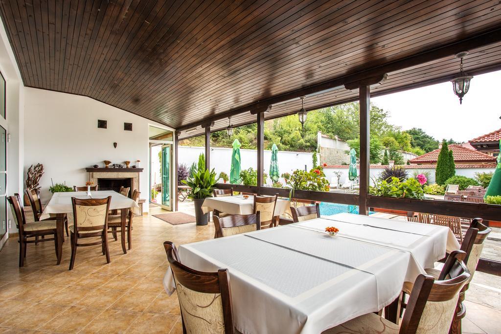 Family Hotel Saint Konstantin Glavatartsi Exterior foto