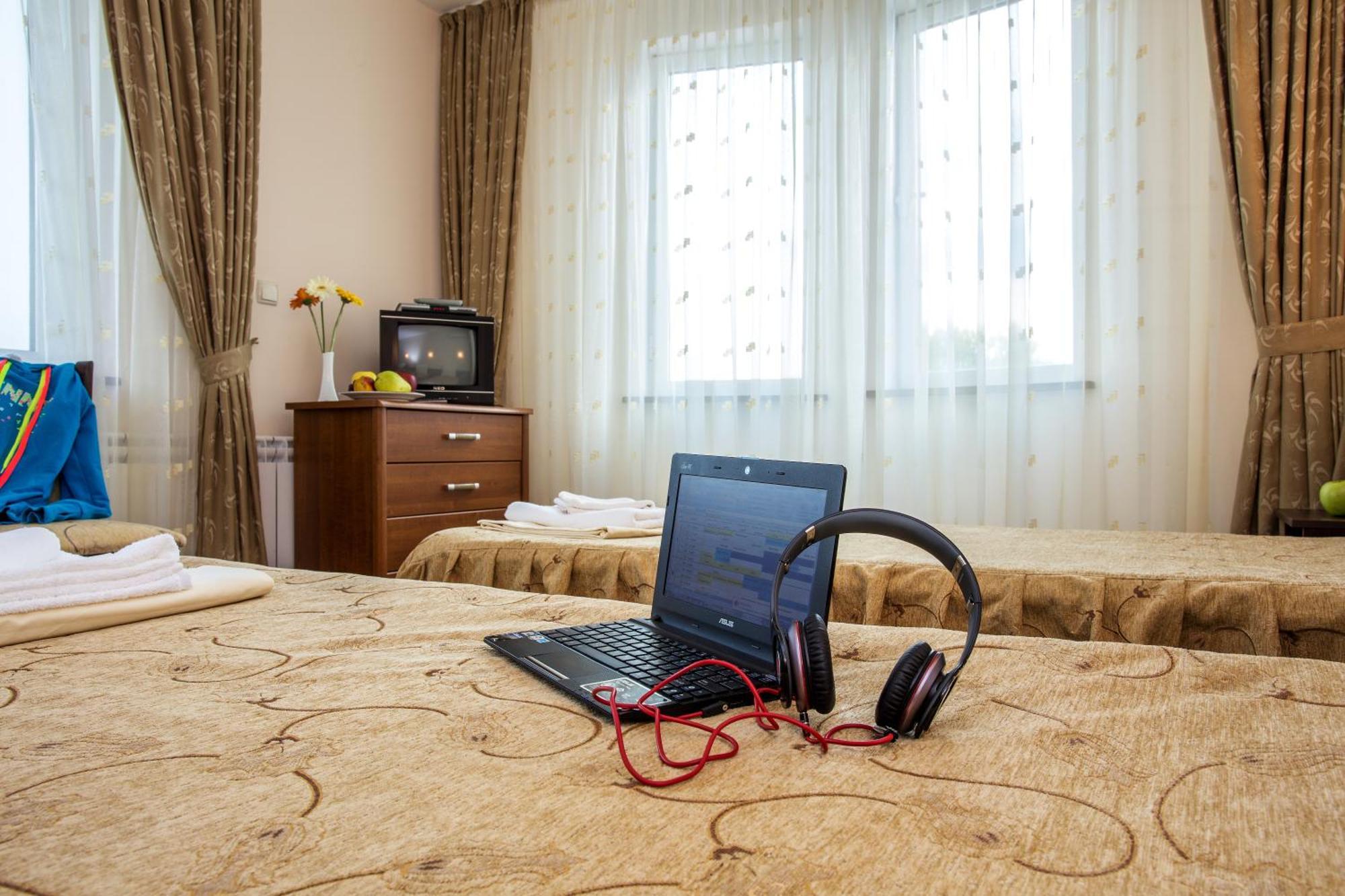 Family Hotel Saint Konstantin Glavatartsi Quarto foto